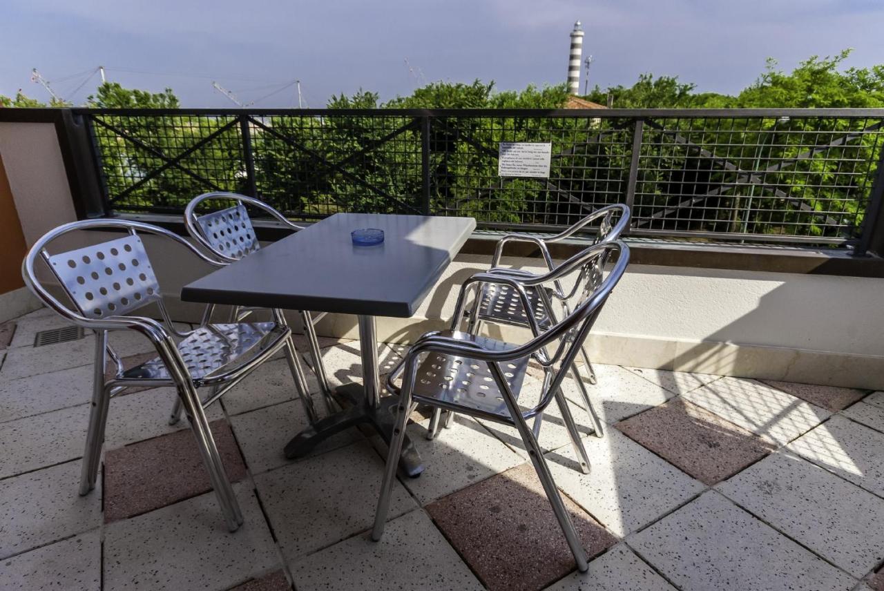 Residence Vecchio Faro Cavallino-Treporti Exterior foto